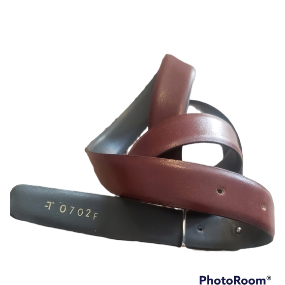 2×HP. Givenchy Reversible Leather Belt - Picture 9 of 14